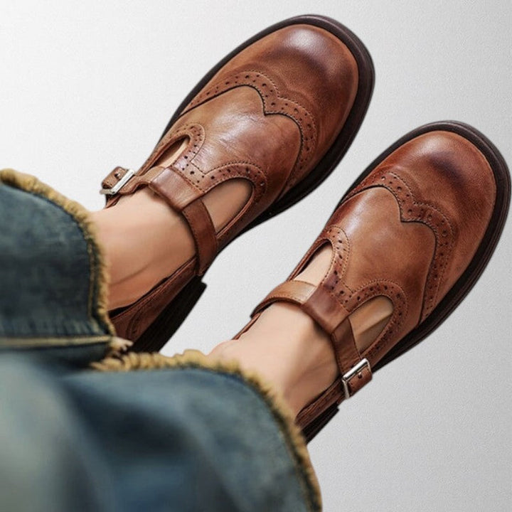 Clara | Timeless Mary Janes